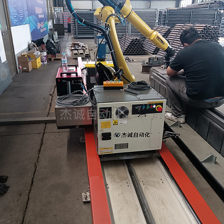 发那科脉冲焊接机器人 超低飞溅 焊缝美观 编程简单 M-10ID/8L