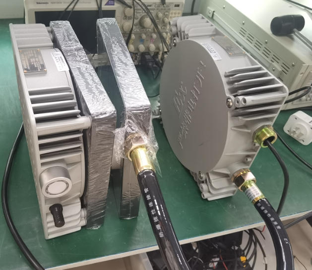 防爆化工 轨道式 巡检机器人 无线充电设备 FB01