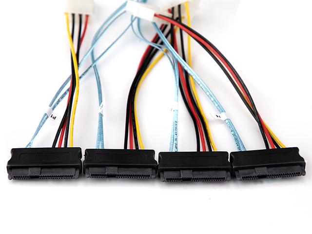 MiniSAS HD(SFF8643)转SAS29P+大四P*4 L=1米，IO-CAB864314 乐扩