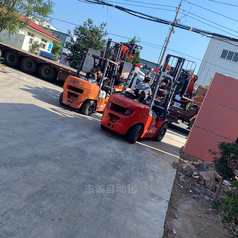 杰诚供应汽车厂点焊机器人 汽车配件电阻焊机器人 多型号