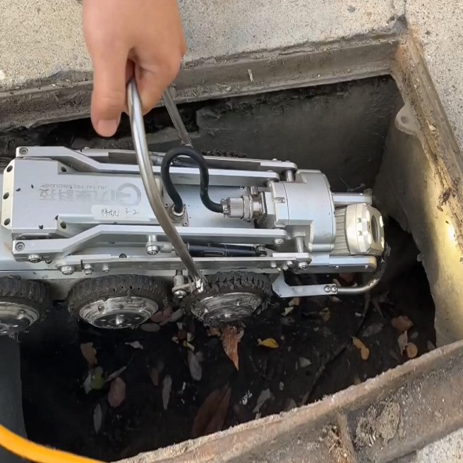 九泰科技管道检测机器人 市政排污管道探测机器人 120米-300米