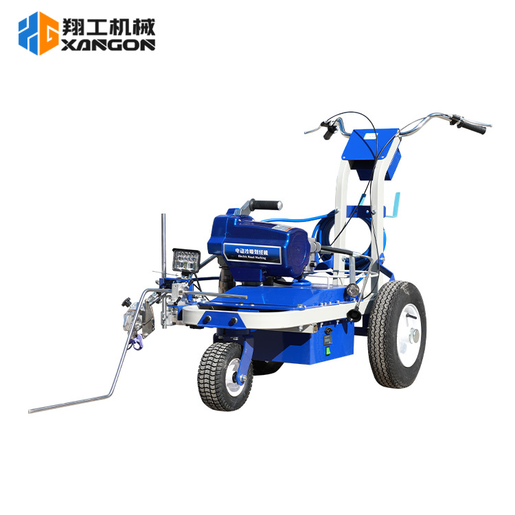 专业画小区车位的冷喷划线机也可以用来喷轻型广告牌 翔工机械