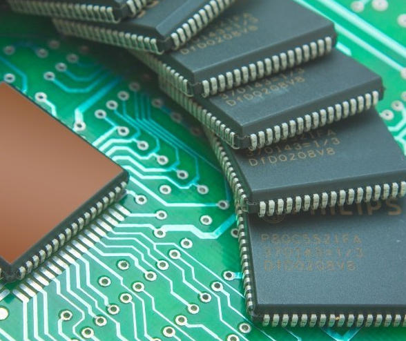 高性能运算 模拟信号芯片 物联网核心组件 高集成度设计 数字信号